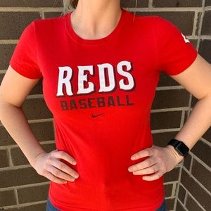 Nike Reds Graphic Tee ⚾️